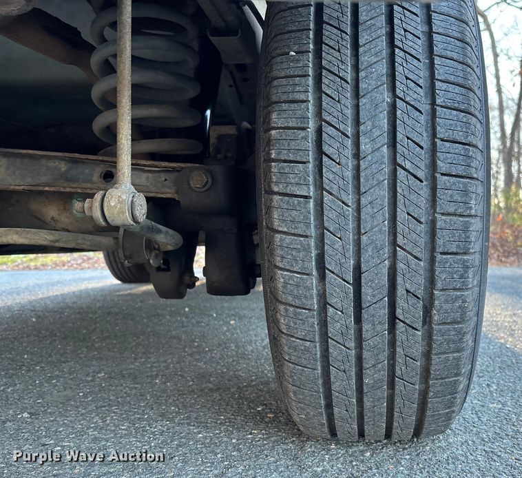 image for item FI1609 1997 Ford Expedition XLT SUV