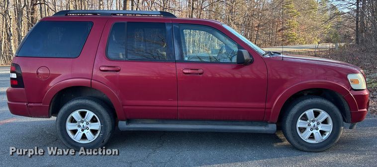 image for item FI1611 2009 Ford Explorer XLT SUV