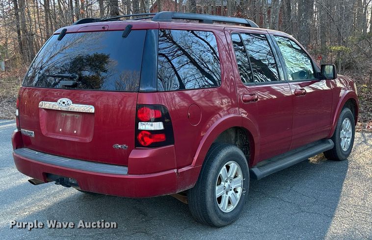 image for item FI1611 2009 Ford Explorer XLT SUV