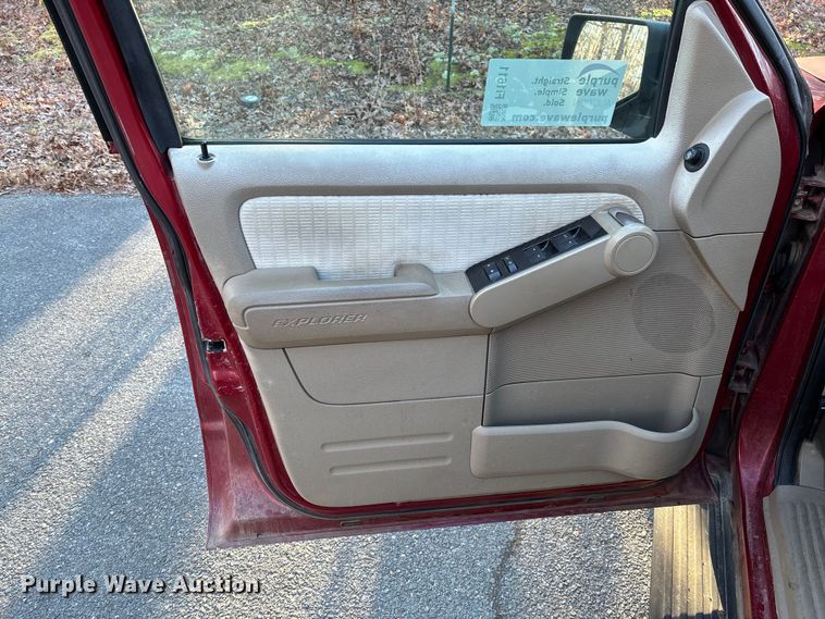 image for item FI1611 2009 Ford Explorer XLT SUV