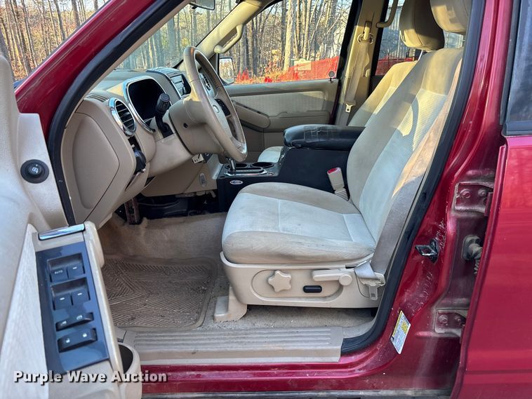 image for item FI1611 2009 Ford Explorer XLT SUV