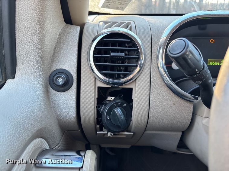 image for item FI1611 2009 Ford Explorer XLT SUV