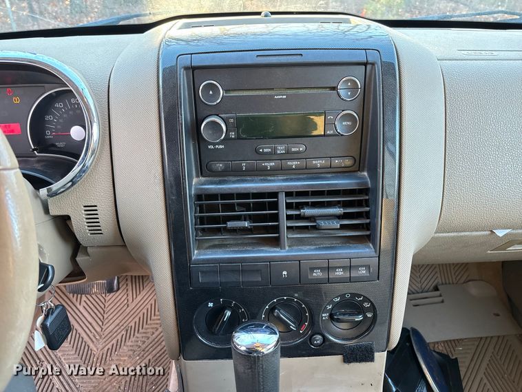 image for item FI1611 2009 Ford Explorer XLT SUV