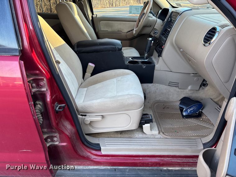 image for item FI1611 2009 Ford Explorer XLT SUV