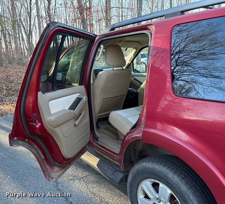 image for item FI1611 2009 Ford Explorer XLT SUV