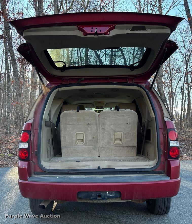 image for item FI1611 2009 Ford Explorer XLT SUV