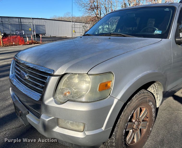 image for item FI1613 2010 Ford Explorer XLT SUV