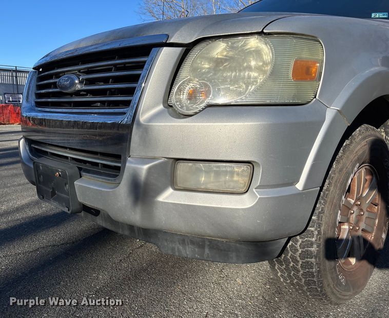 image for item FI1613 2010 Ford Explorer XLT SUV