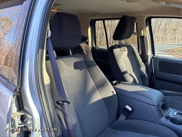 image for item FI1613 2010 Ford Explorer XLT SUV