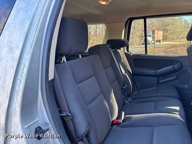 image for item FI1613 2010 Ford Explorer XLT SUV