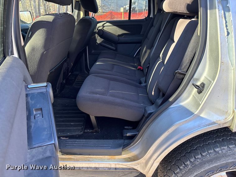 image for item FI1613 2010 Ford Explorer XLT SUV