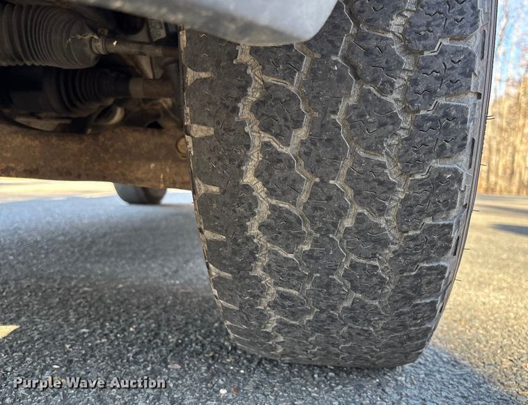 image for item FI1613 2010 Ford Explorer XLT SUV