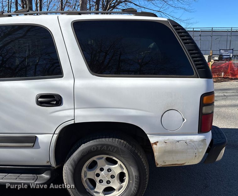 image for item FI1616 2004 Chevrolet Tahoe SUV