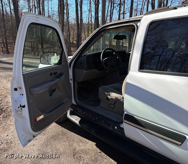 image for item FI1616 2004 Chevrolet Tahoe SUV