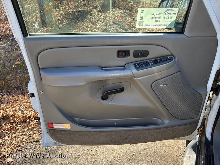 image for item FI1616 2004 Chevrolet Tahoe SUV