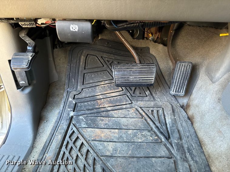 image for item FI1616 2004 Chevrolet Tahoe SUV