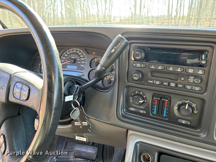 image for item FI1616 2004 Chevrolet Tahoe SUV