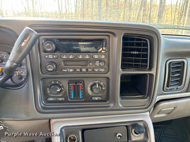 image for item FI1616 2004 Chevrolet Tahoe SUV