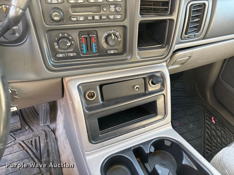 image for item FI1616 2004 Chevrolet Tahoe SUV