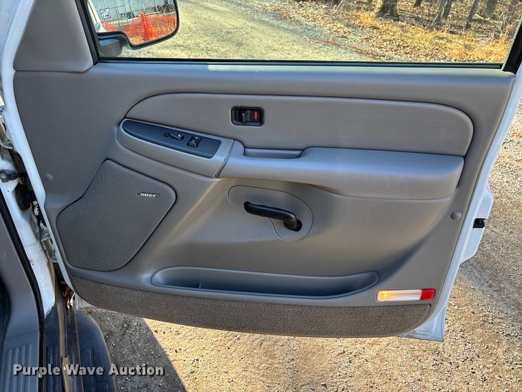 image for item FI1616 2004 Chevrolet Tahoe SUV