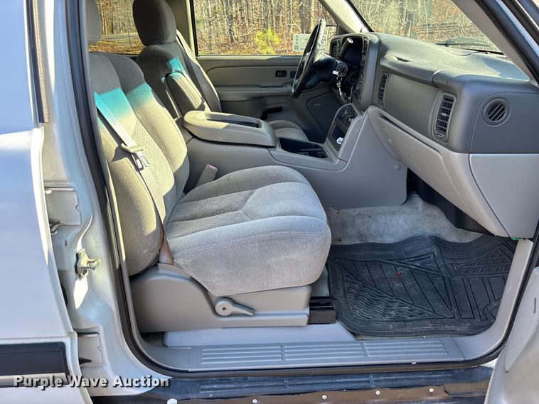 image for item FI1616 2004 Chevrolet Tahoe SUV