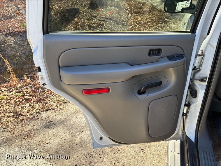 image for item FI1616 2004 Chevrolet Tahoe SUV