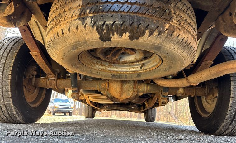 image for item FI1617 2000 Ford F150 XLT pickup truck