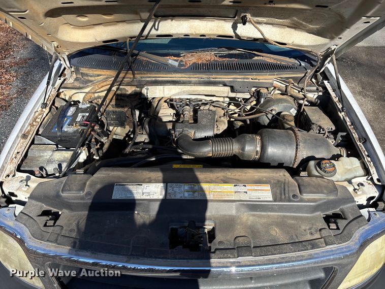 image for item FI1617 2000 Ford F150 XLT pickup truck