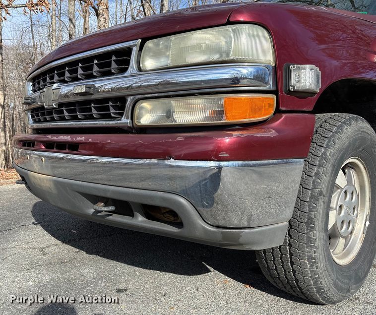 image for item FI1618 2002 Chevrolet Tahoe SUV