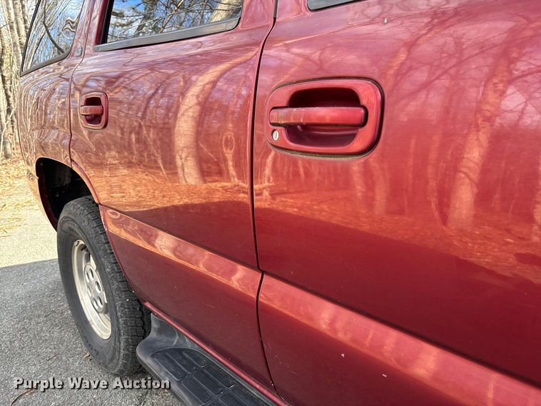 image for item FI1618 2002 Chevrolet Tahoe SUV