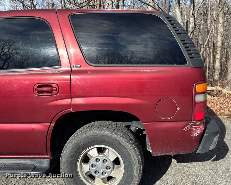 image for item FI1618 2002 Chevrolet Tahoe SUV