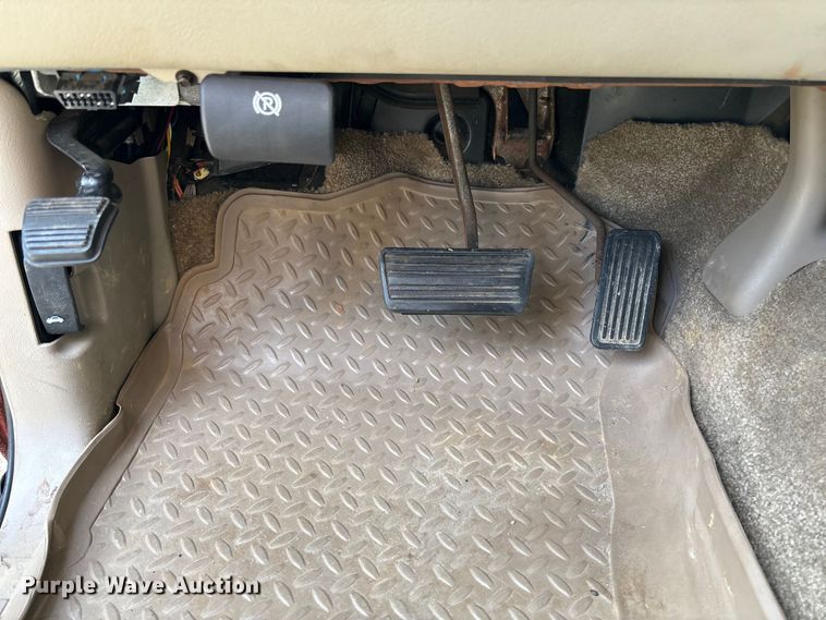 image for item FI1618 2002 Chevrolet Tahoe SUV