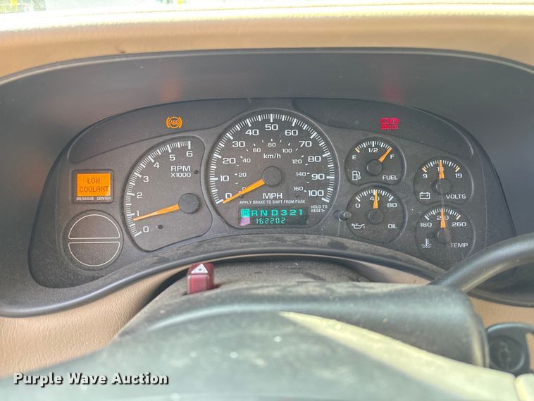 image for item FI1618 2002 Chevrolet Tahoe SUV