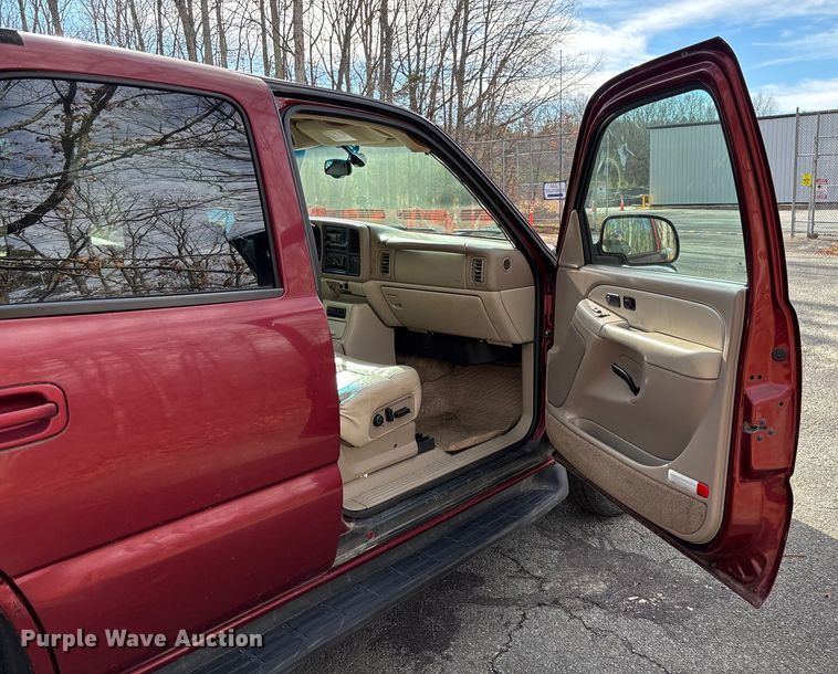 image for item FI1618 2002 Chevrolet Tahoe SUV