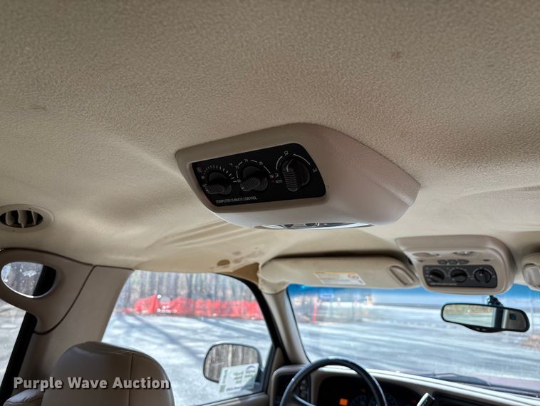 image for item FI1618 2002 Chevrolet Tahoe SUV