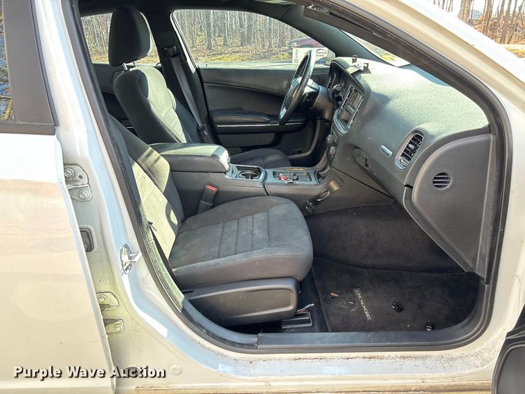 image for item FI1619 2014 Dodge Charger Police