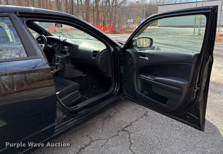 image for item FI1624 2012 Dodge Charger Police