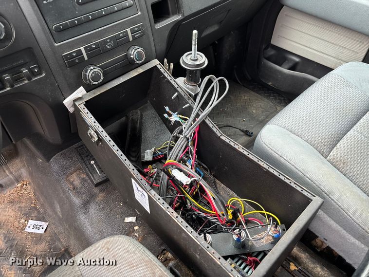 image for item FI1625 2011 Ford F150 XL Ext. Cab pickup truck