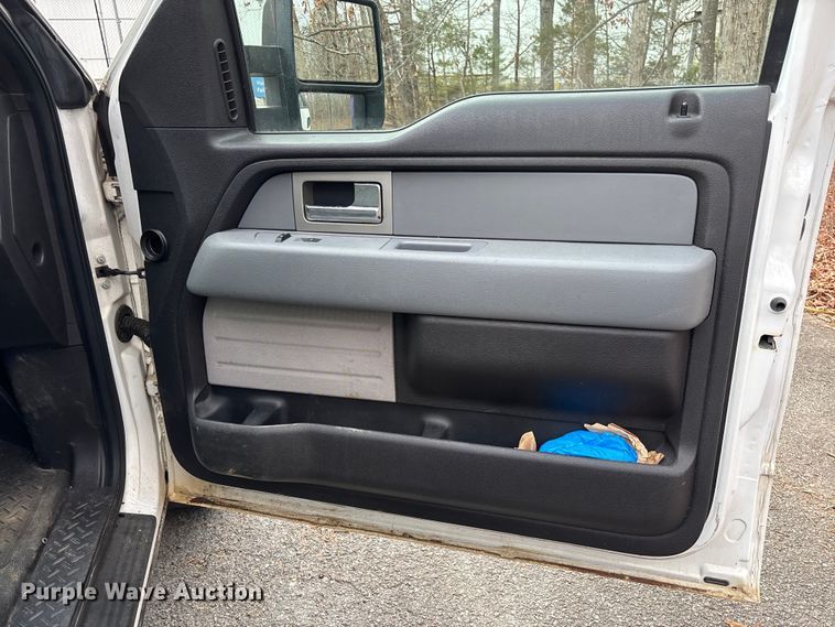 image for item FI1625 2011 Ford F150 XL Ext. Cab pickup truck