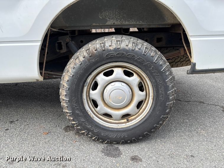 image for item FI1625 2011 Ford F150 XL Ext. Cab pickup truck