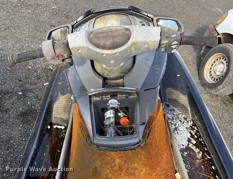 image for item FI1628 Yamaha FX1800-G personal watercraft