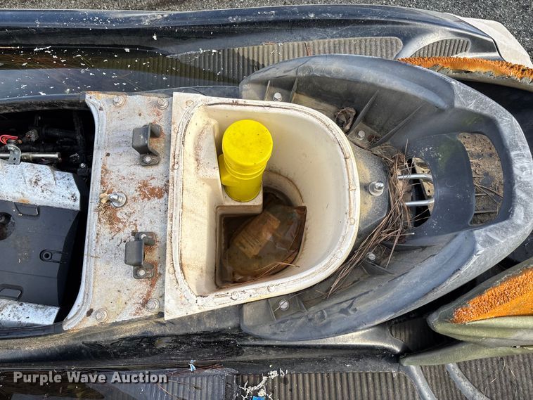 image for item FI1628 Yamaha FX1800-G personal watercraft