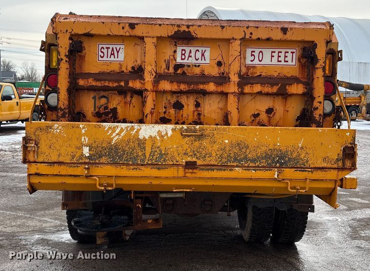 image for item FK1084 2000 International 4900 dump truck