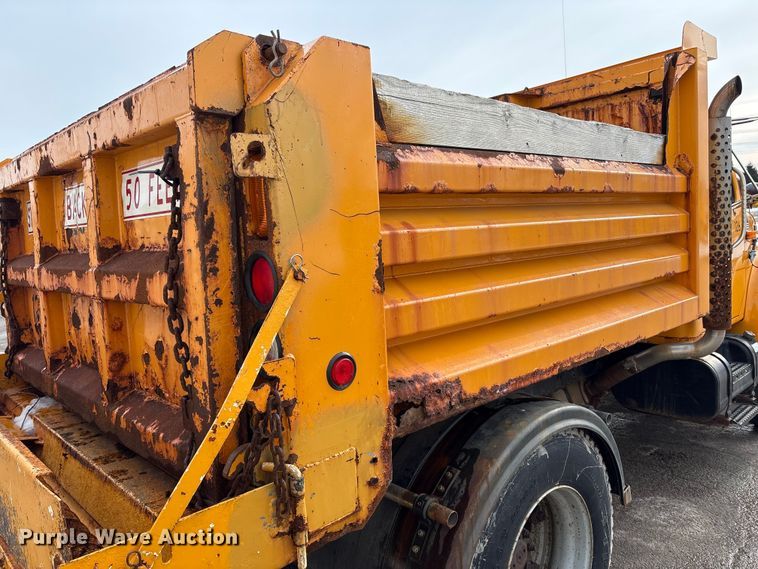 image for item FK1084 2000 International 4900 dump truck