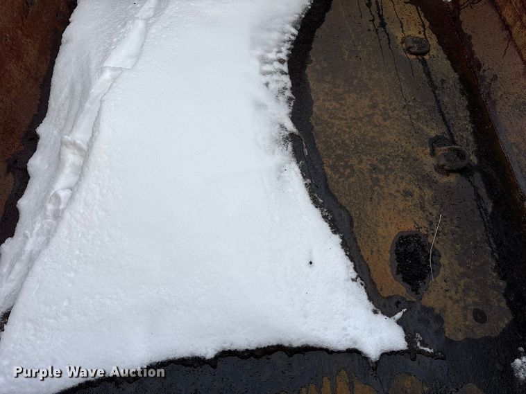 image for item FK1084 2000 International 4900 dump truck