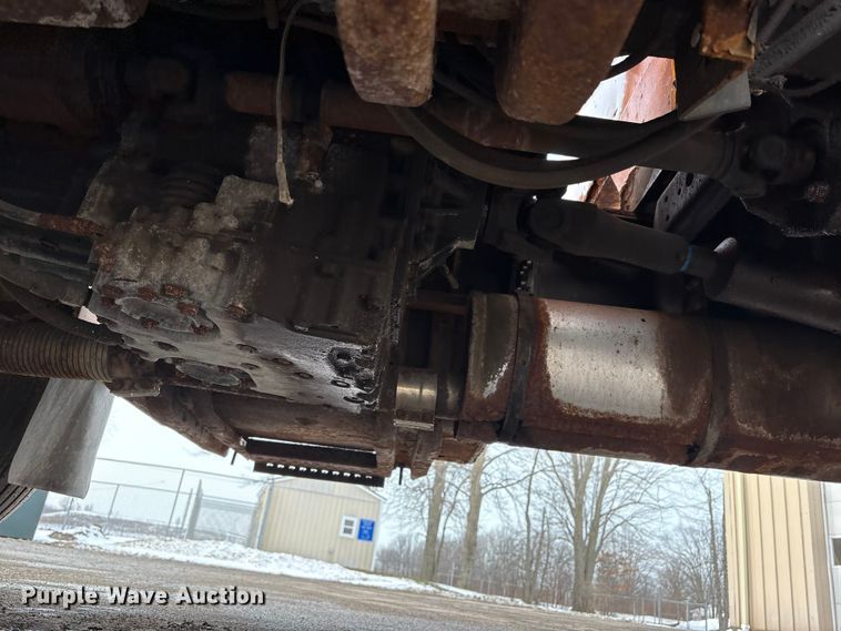 image for item FK1084 2000 International 4900 dump truck