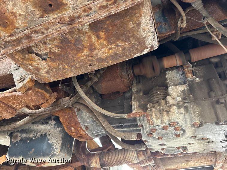 image for item FK1084 2000 International 4900 dump truck