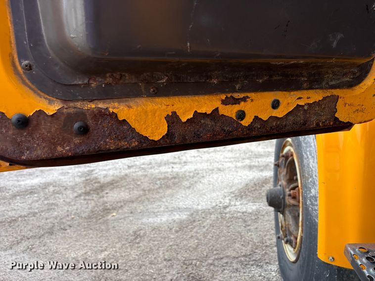 image for item FK1084 2000 International 4900 dump truck