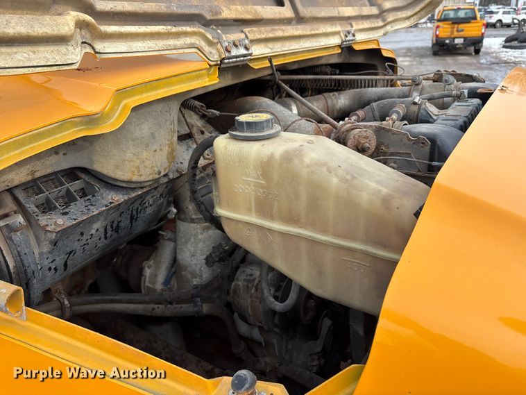 image for item FK1084 2000 International 4900 dump truck