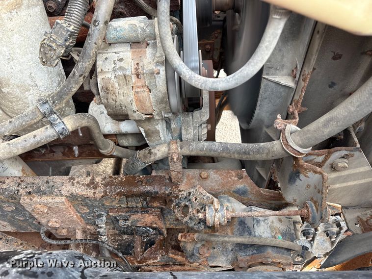 image for item FK1084 2000 International 4900 dump truck